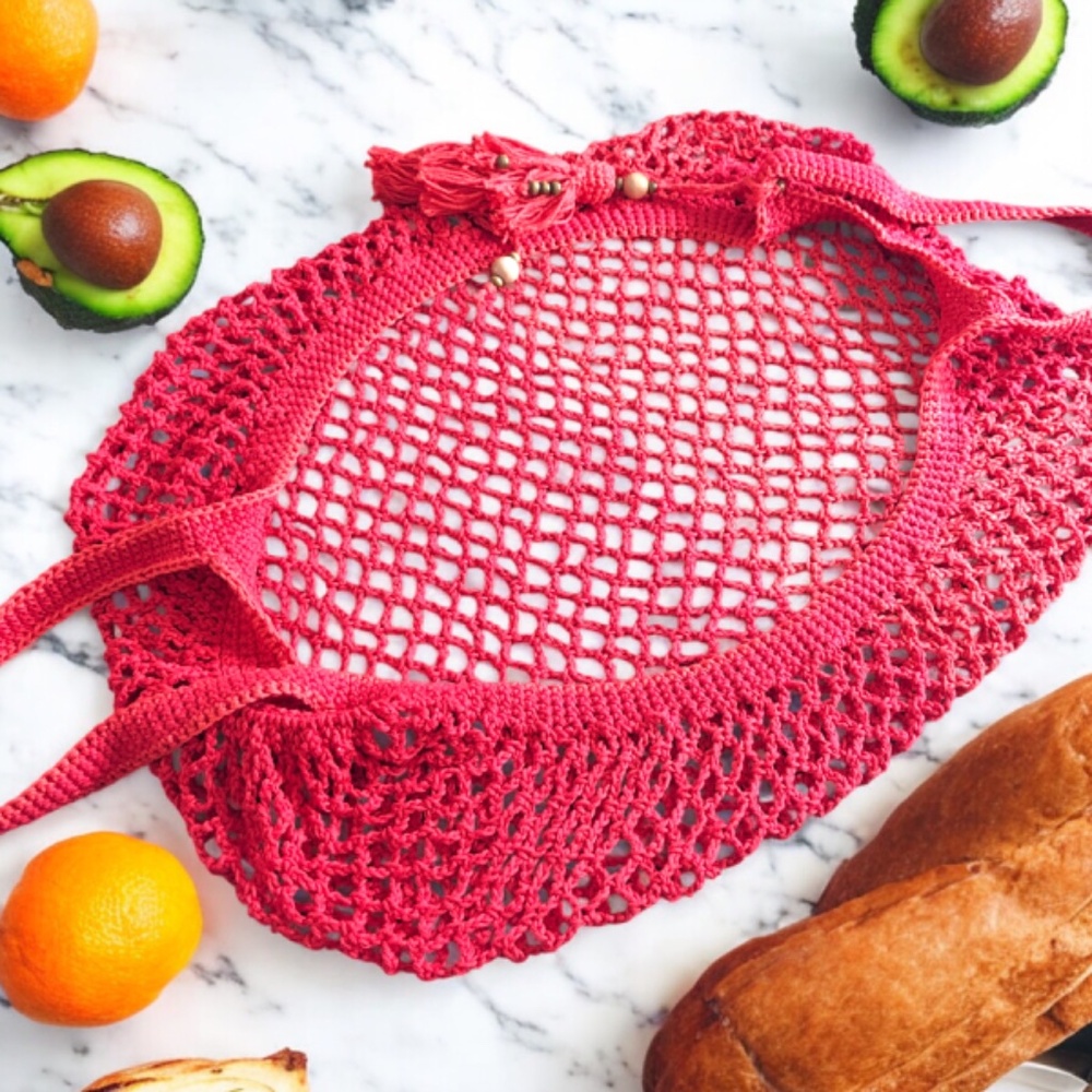 French Inspired Crochet Fishnet Market Bag Red Rouge Tote Shoulder Bag w/Tassel - Picture 4 of 16